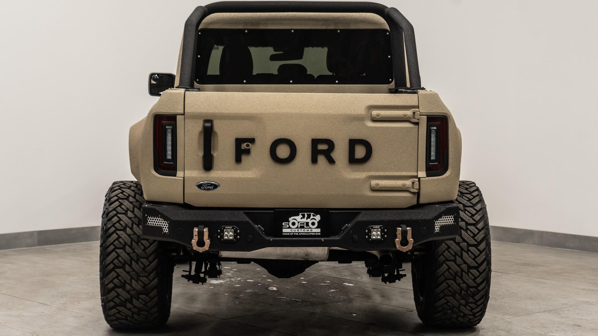 2023 FORD BRONCO 4X4 in Tan, photo 11 of 48