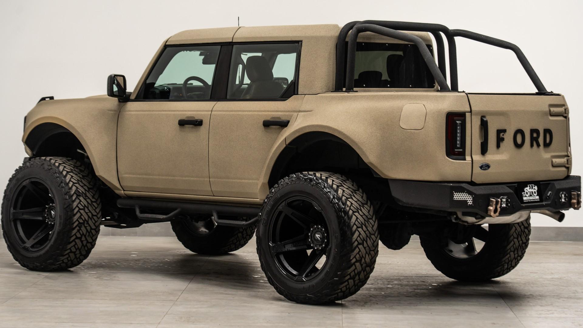 2023 FORD BRONCO 4X4 in Tan, photo 12 of 48