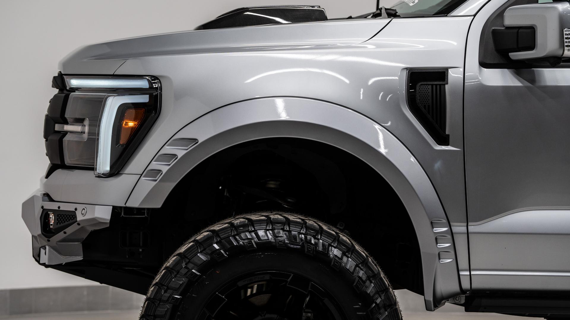 2024 FORD F-150 LARIAT in Silver, photo 12 of 46