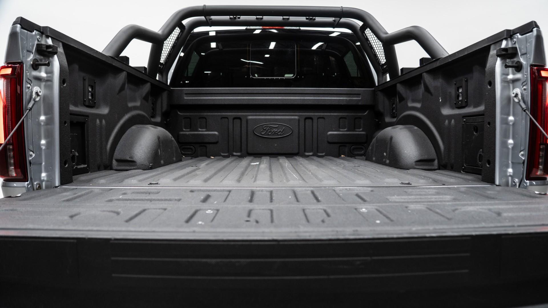 2024 FORD F-150 LARIAT in Silver, photo 15 of 46