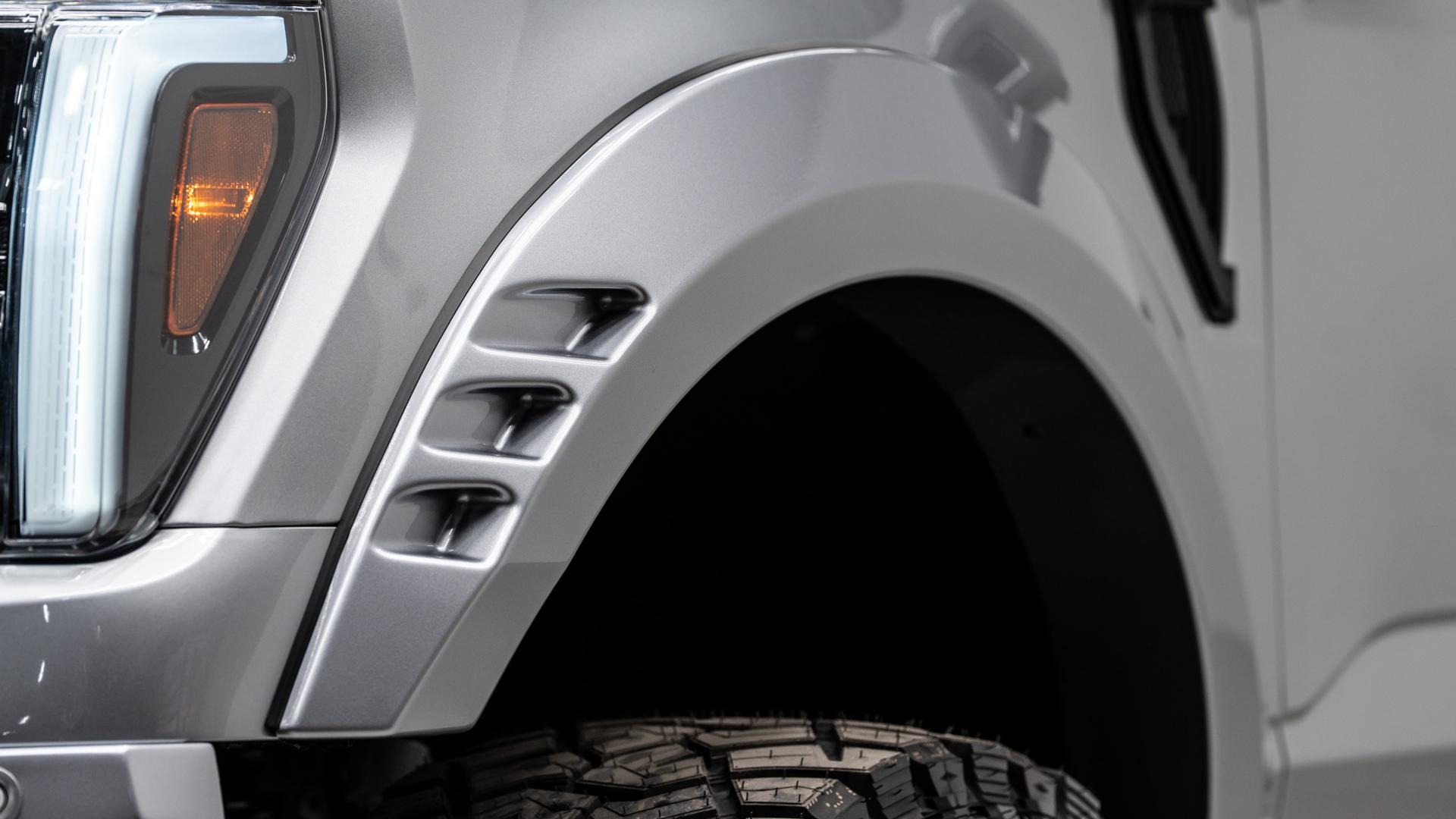2024 FORD F-150 LARIAT in Silver, photo 23 of 46