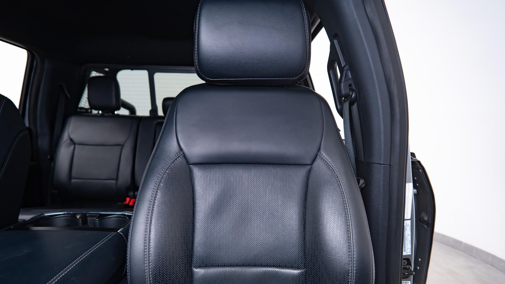 2024 FORD F-150 LARIAT in Silver, photo 35 of 46