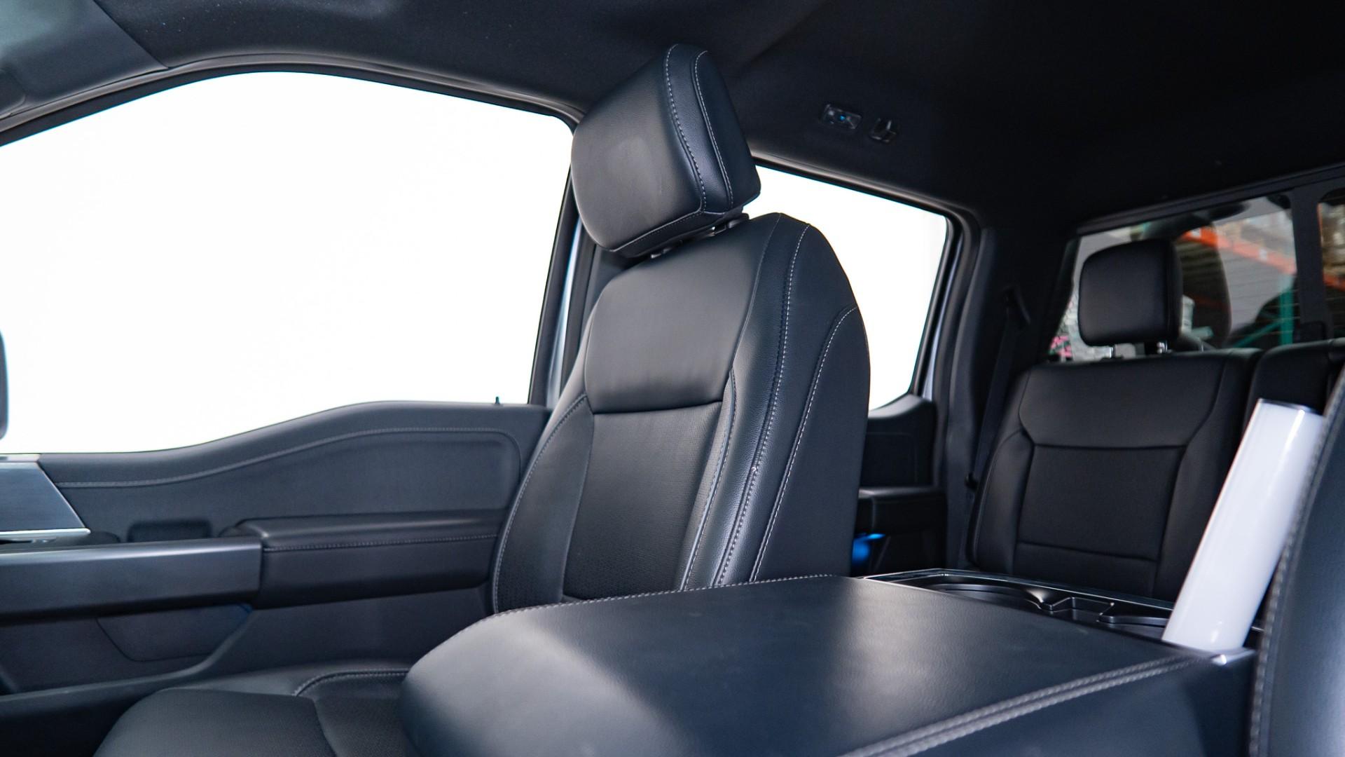 2024 FORD F-150 LARIAT in Silver, photo 39 of 46