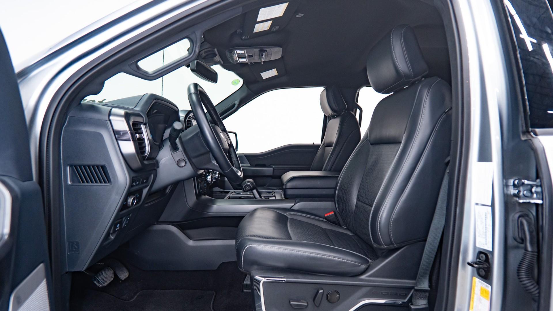 2024 FORD F-150 LARIAT in Silver, photo 40 of 46