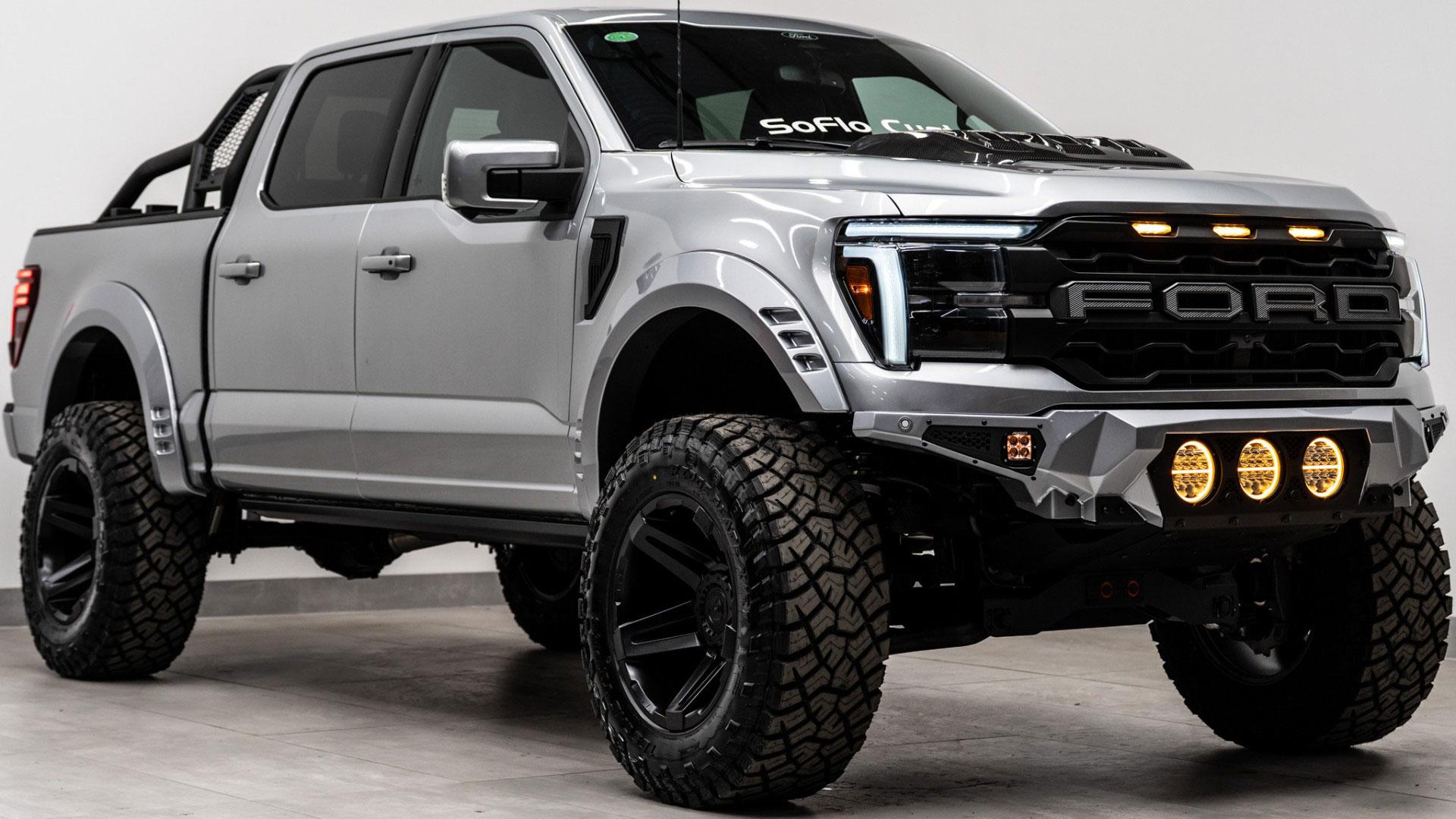 2024 FORD F-150 LARIAT in Silver, photo 5 of 46