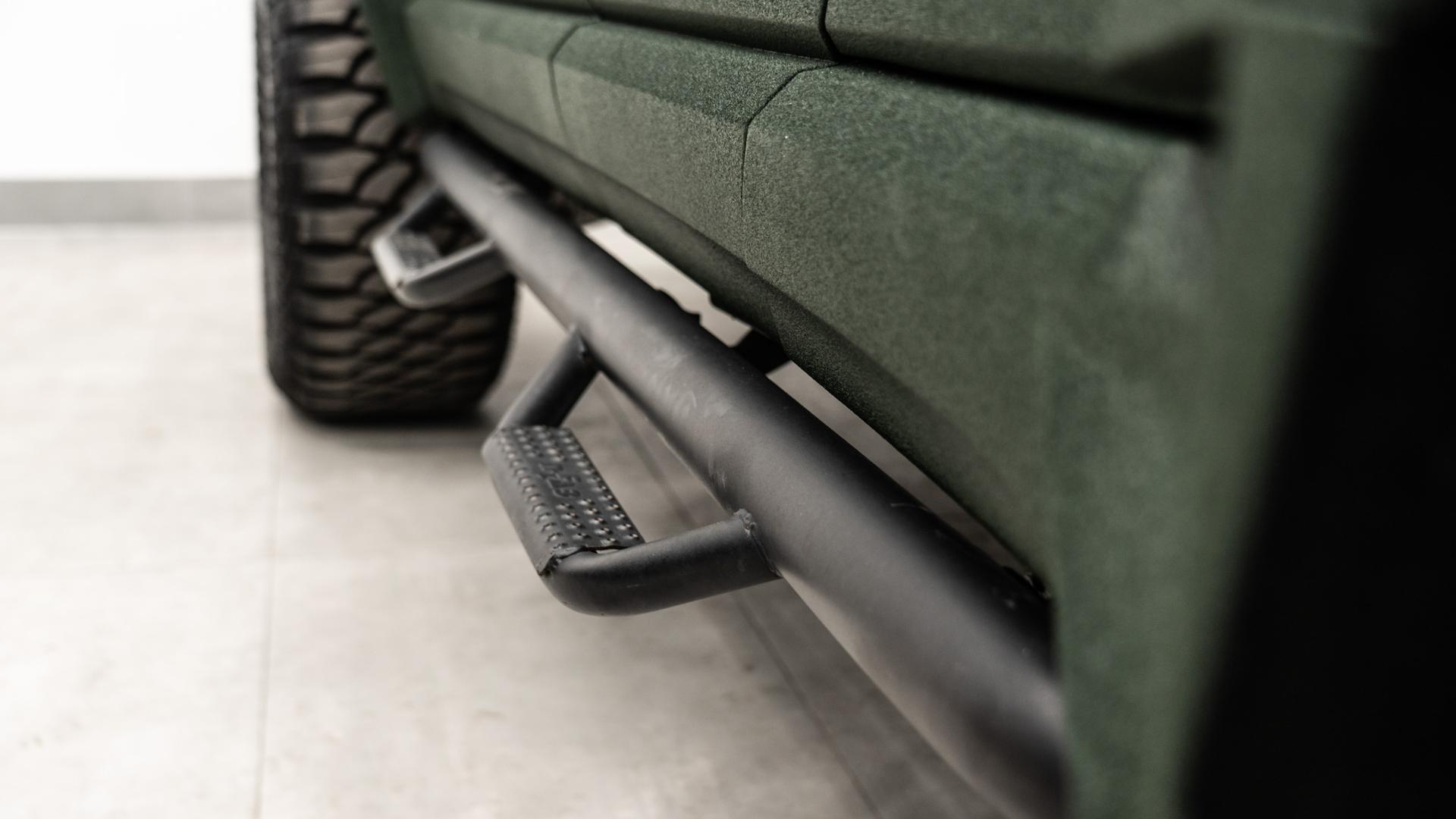 2022 RIVIAN R1T in Green, photo 21 of 49