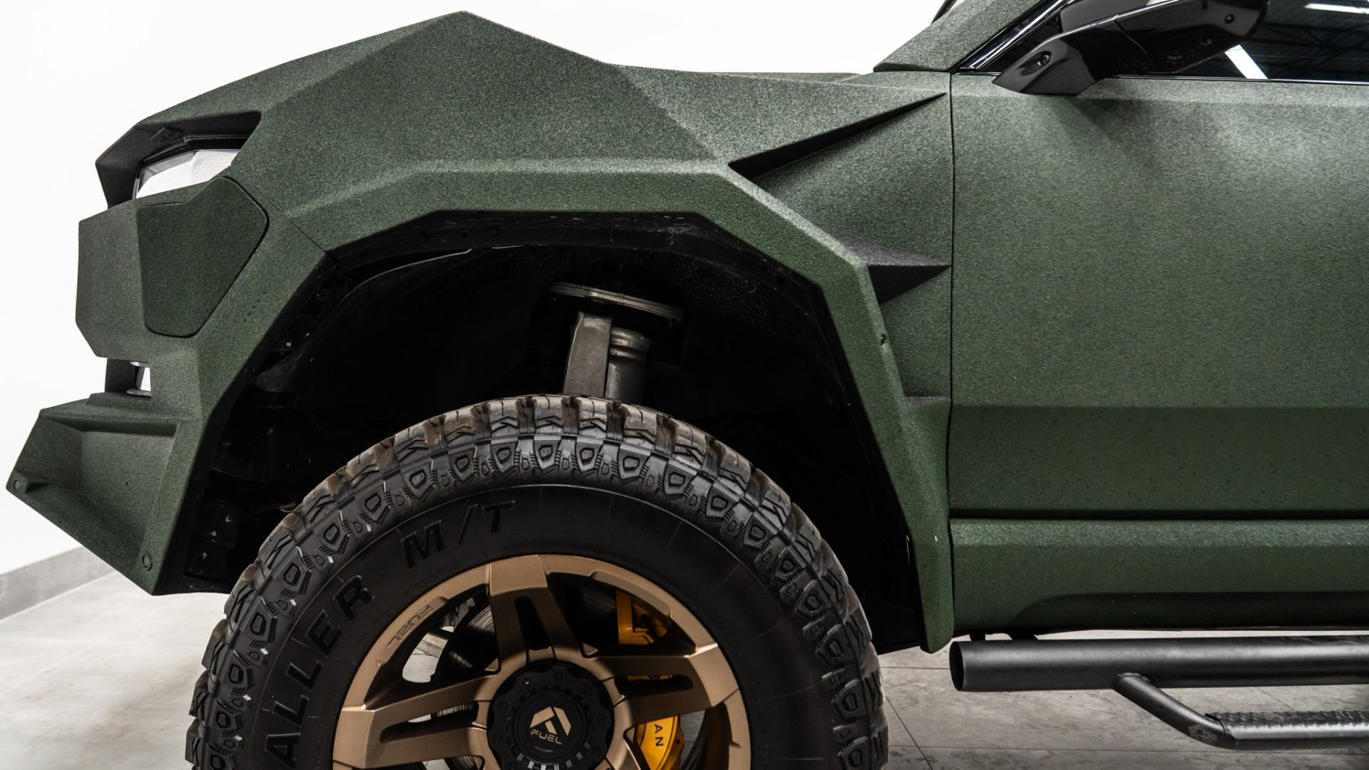 2022 RIVIAN R1T in Green, photo 18 of 49