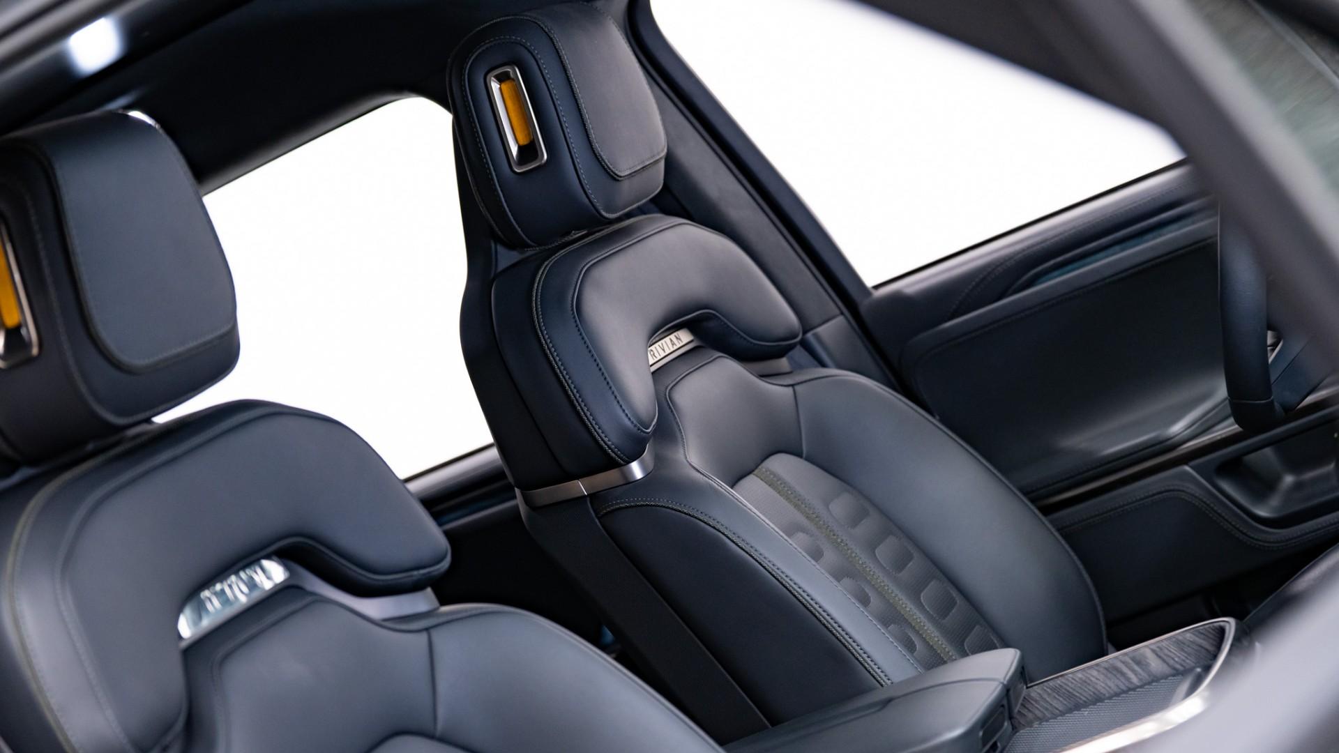 2022 RIVIAN R1T in Green, photo 44 of 49