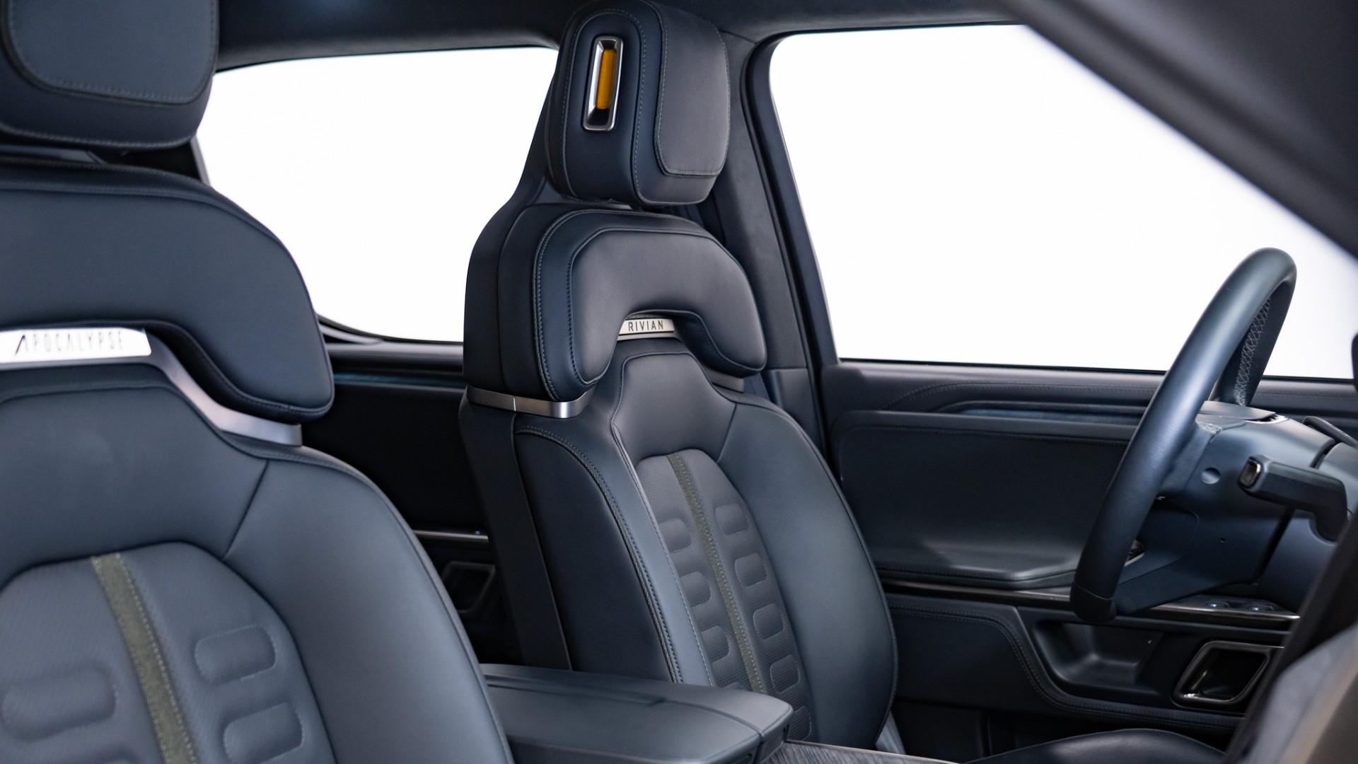 2022 RIVIAN R1T in Green, photo 45 of 49