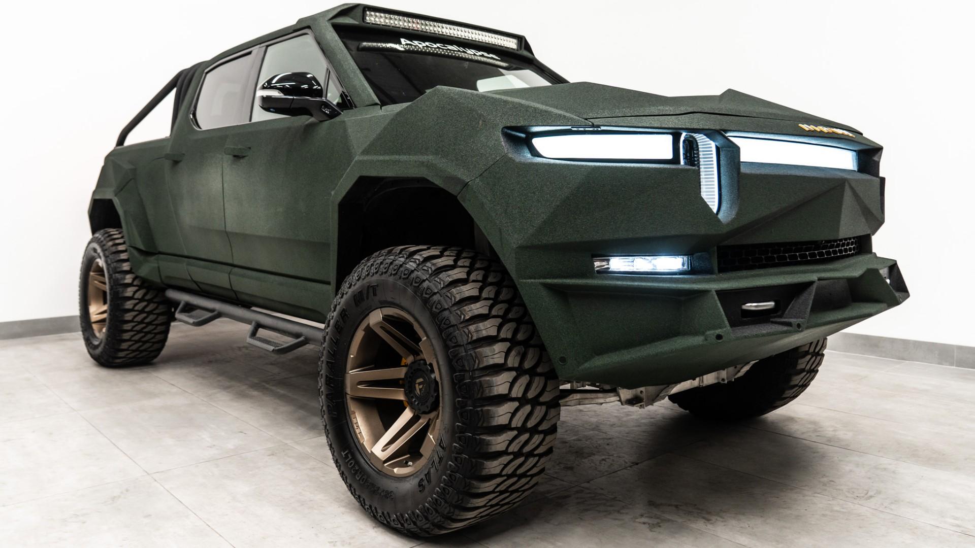 2022 RIVIAN R1T in Green, photo 6 of 49