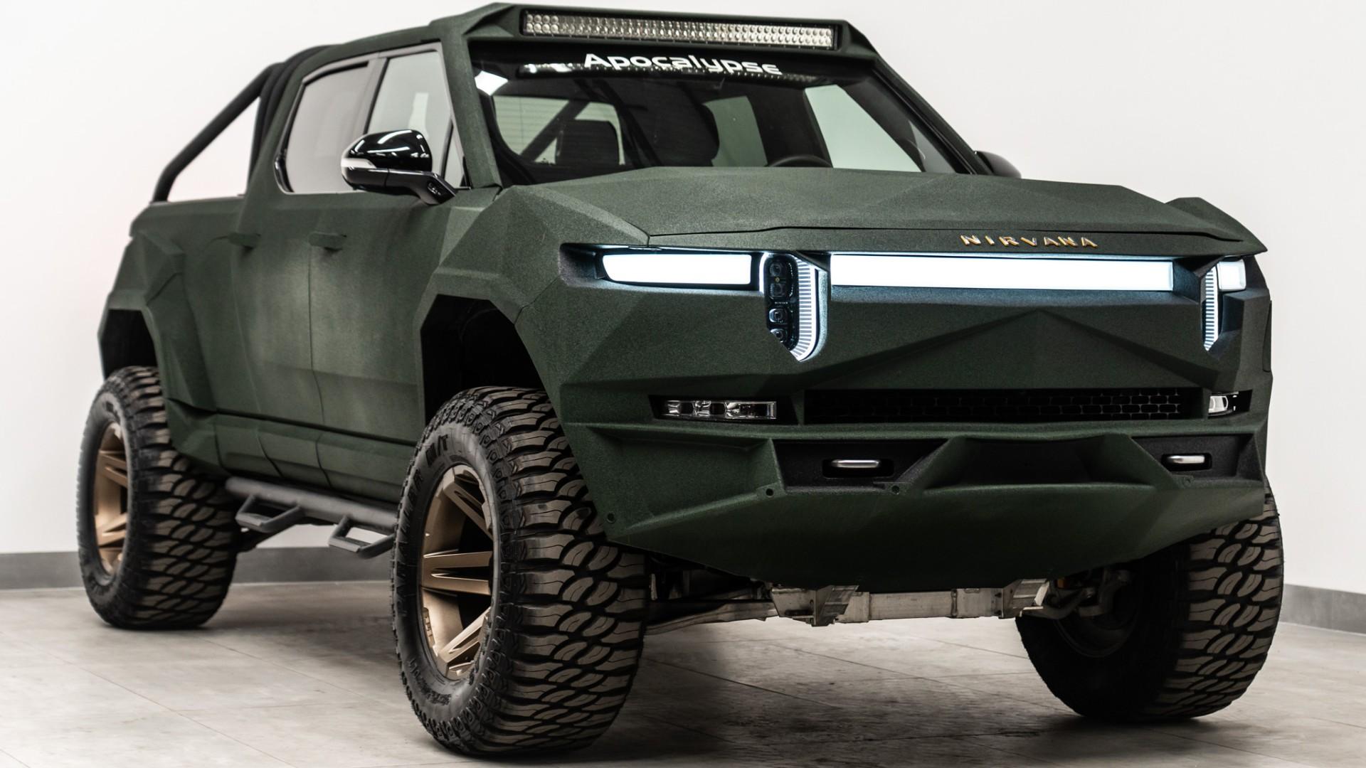 2022 RIVIAN R1T in Green, photo 5 of 49