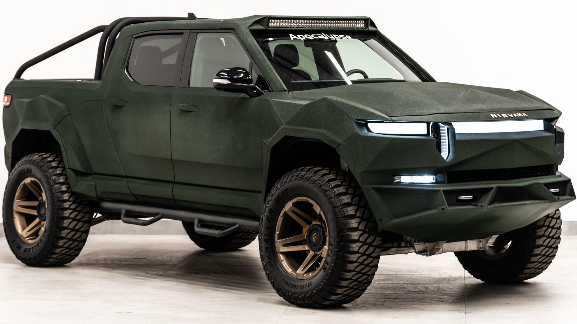 2022 RIVIAN R1T in Green, photo 4 of 49