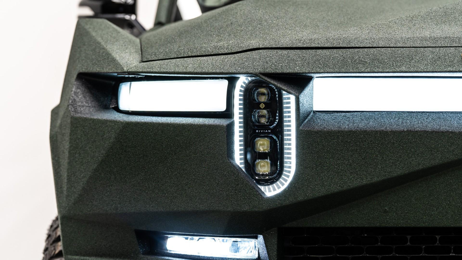 2022 RIVIAN R1T in Green, photo 26 of 49