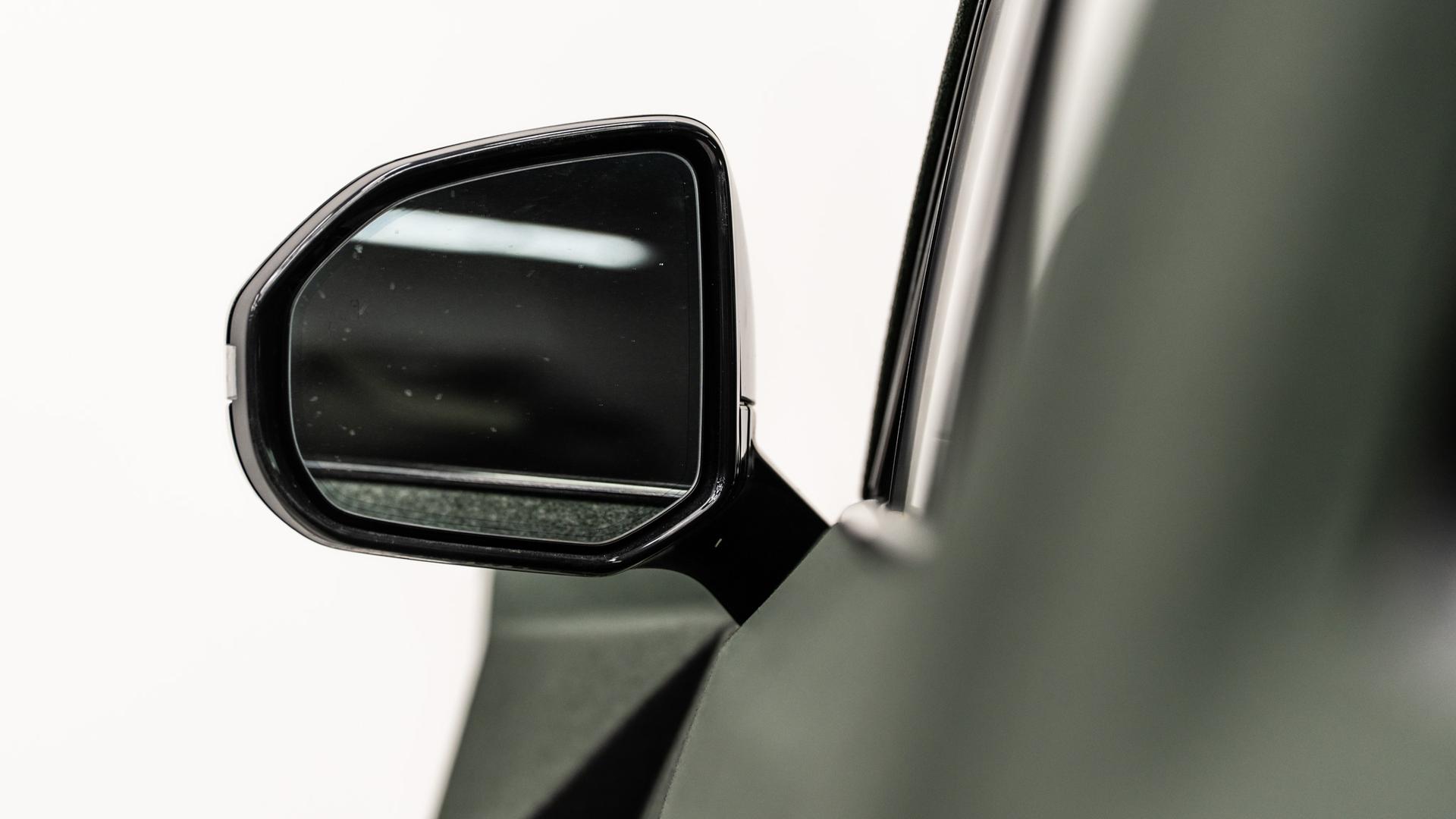 2022 RIVIAN R1T in Green, photo 22 of 49
