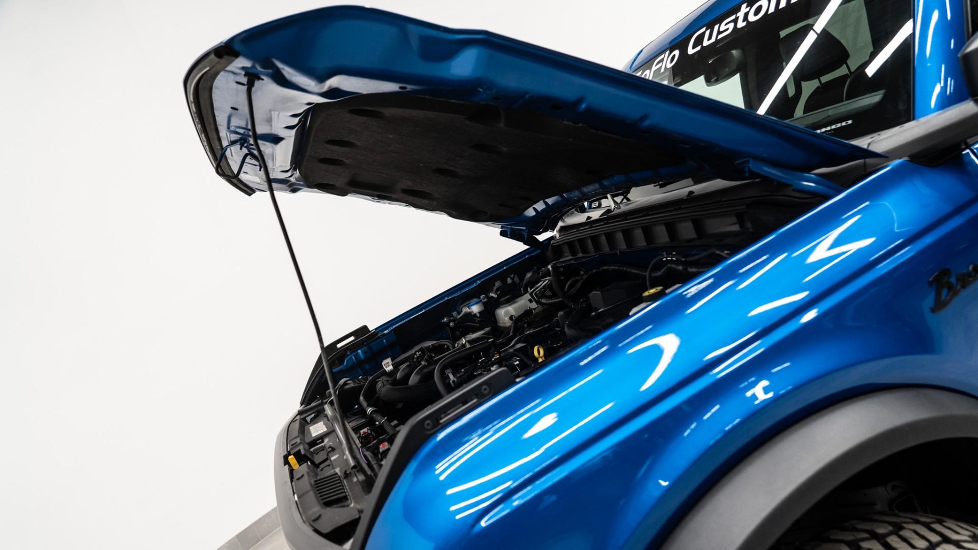 2024 FORD BRONCO in Velocity Blue Metallic, photo 34 of 47