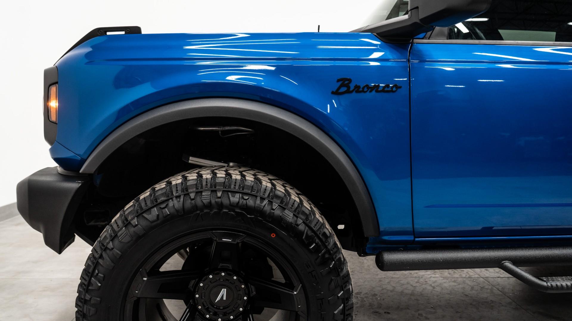 2024 FORD BRONCO in Velocity Blue Metallic, photo 37 of 47