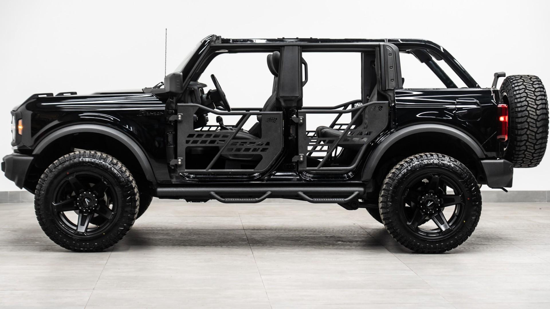 2025 FORD BRONCO in Black, photo 12 of 45
