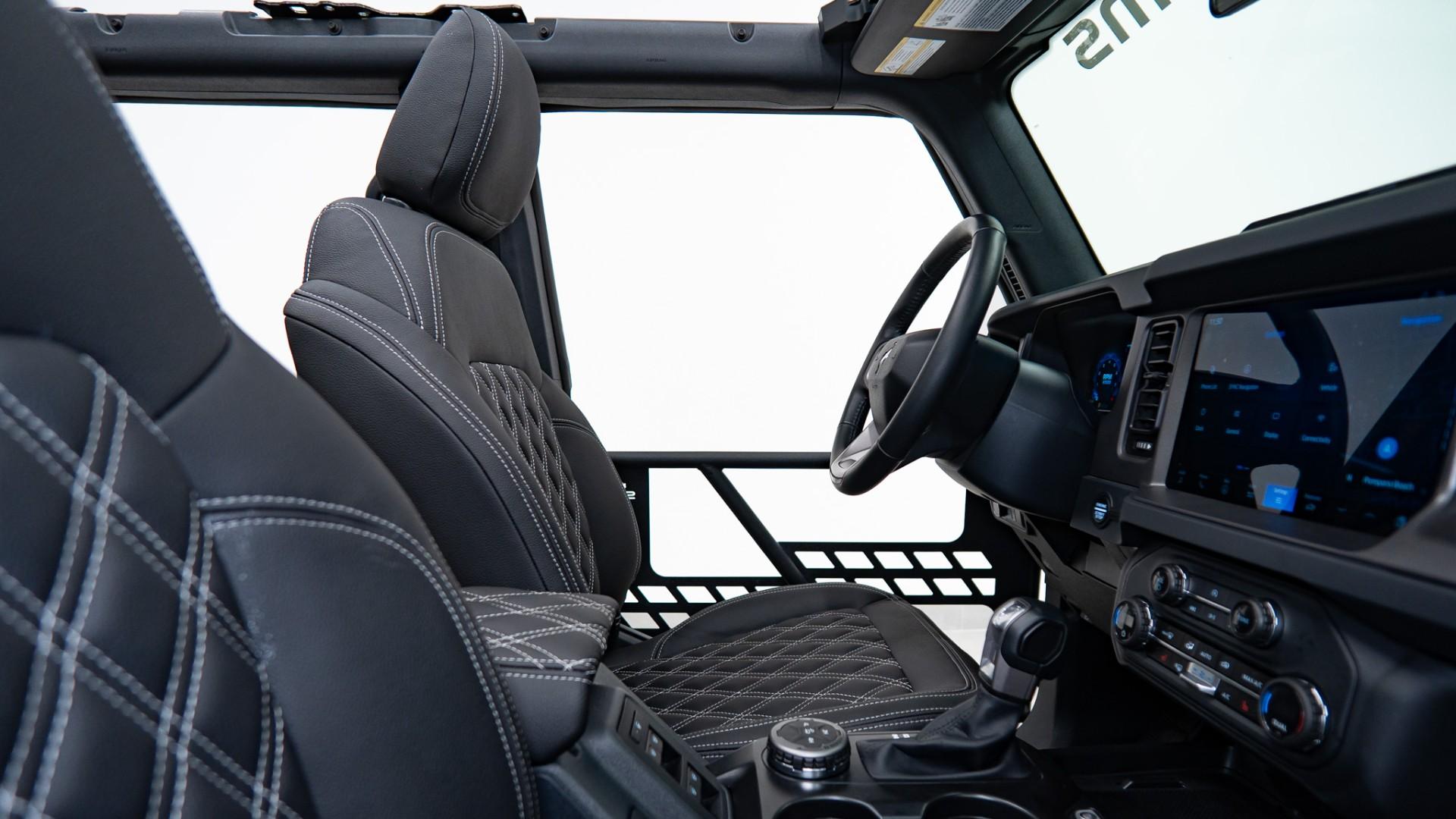 2025 FORD BRONCO in Black, photo 15 of 45