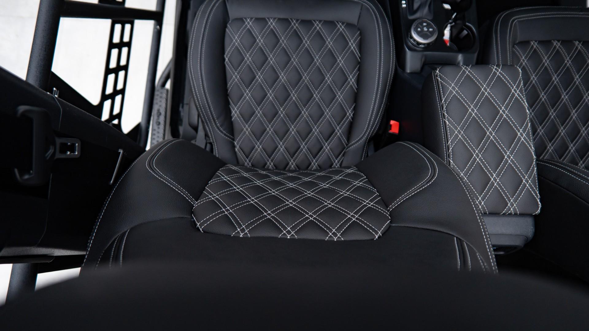 2025 FORD BRONCO in Black, photo 20 of 45