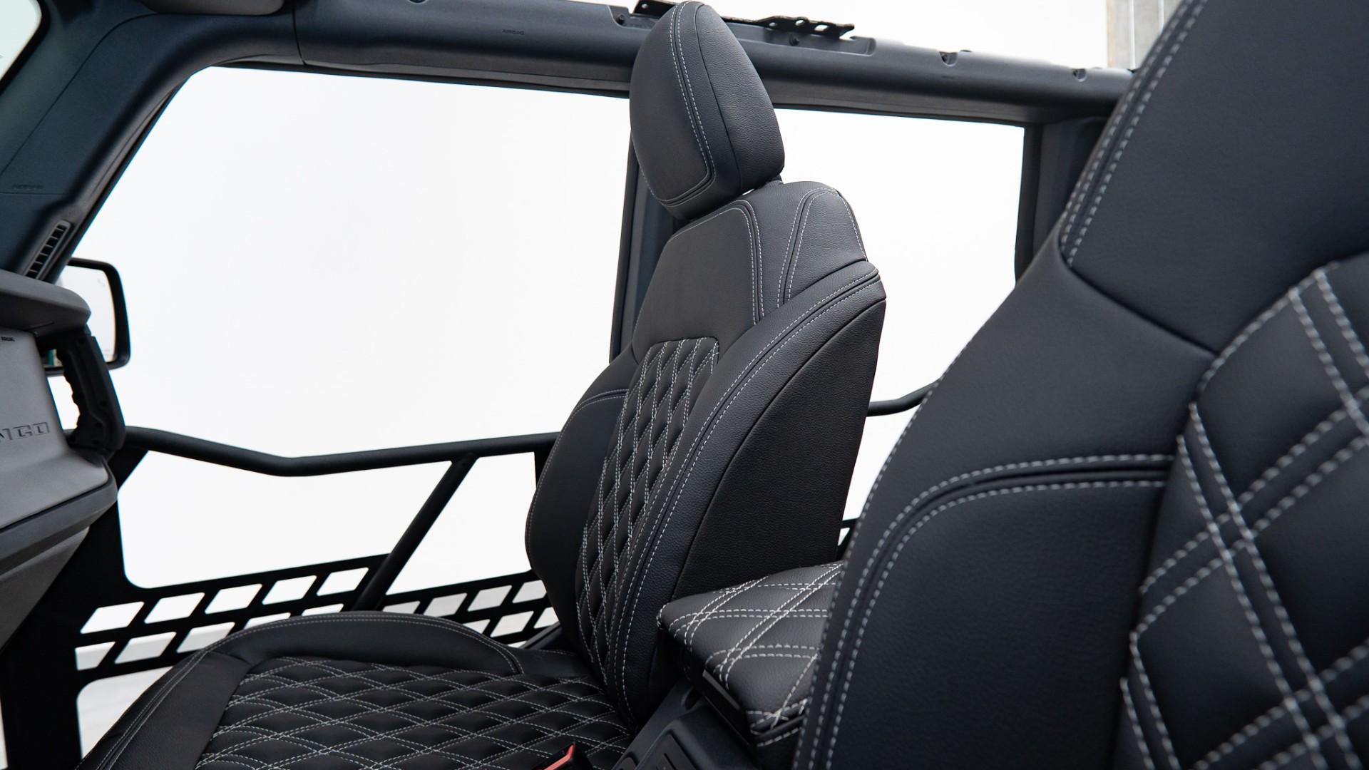 2025 FORD BRONCO in Black, photo 22 of 45