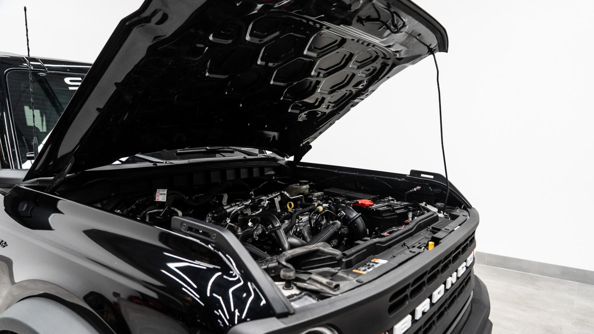 2025 FORD BRONCO in Black, photo 33 of 45