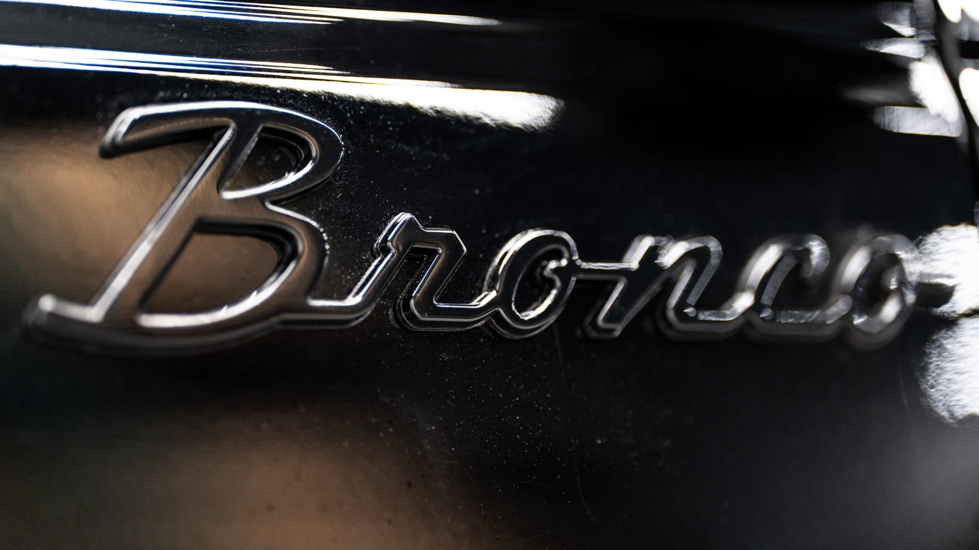 2025 FORD BRONCO in Black, photo 38 of 45