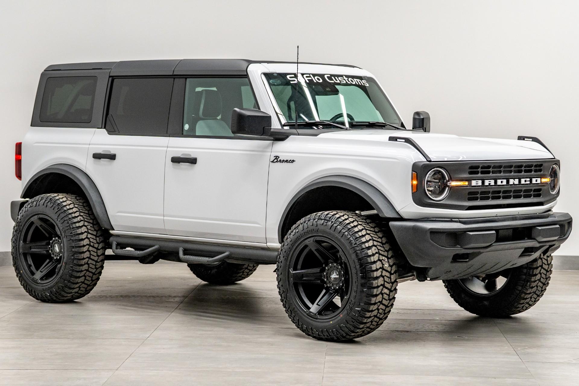 2025 FORD BRONCO in White, photo 4 of 32