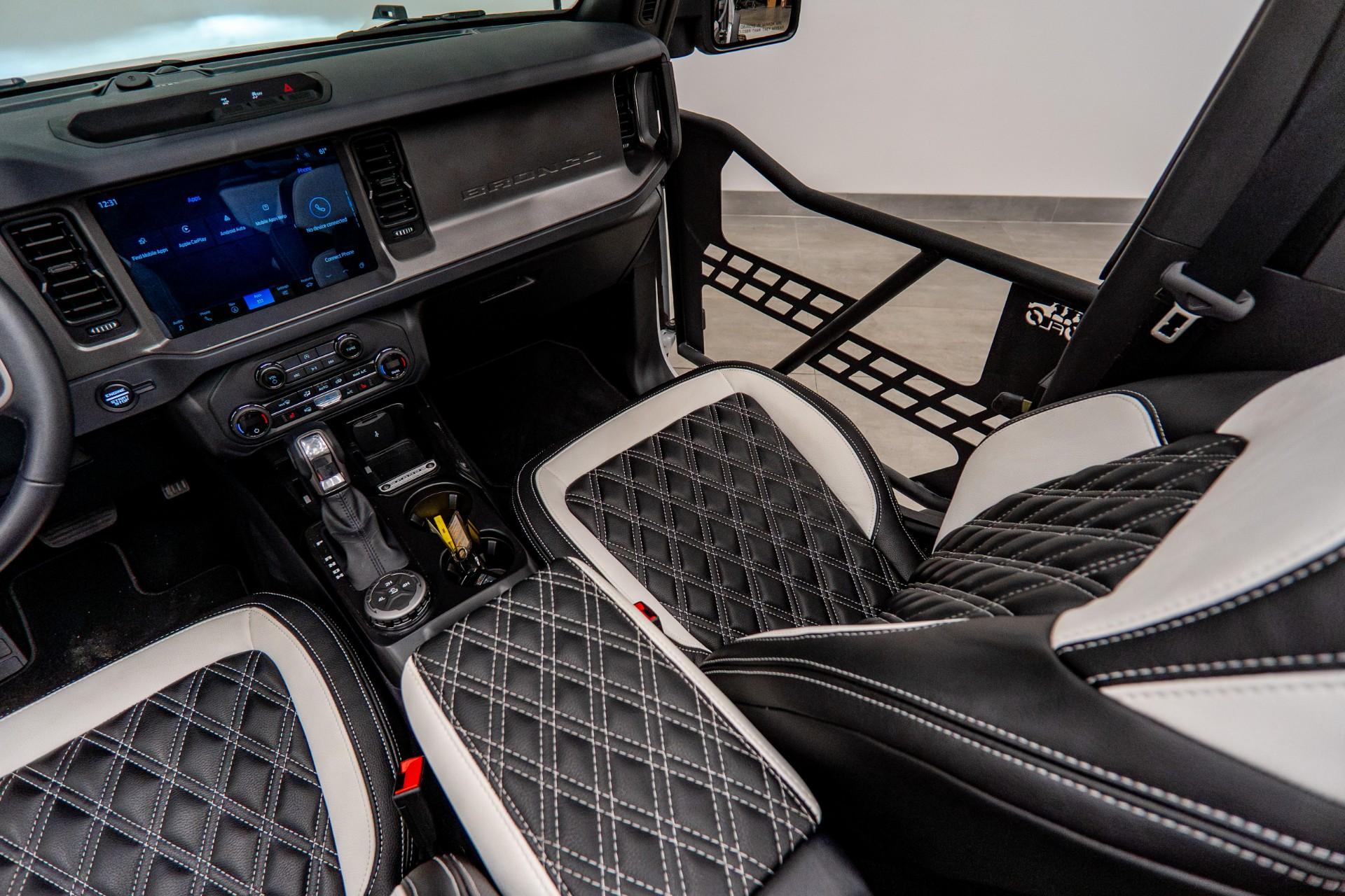 2025 FORD BRONCO in White, photo 24 of 32