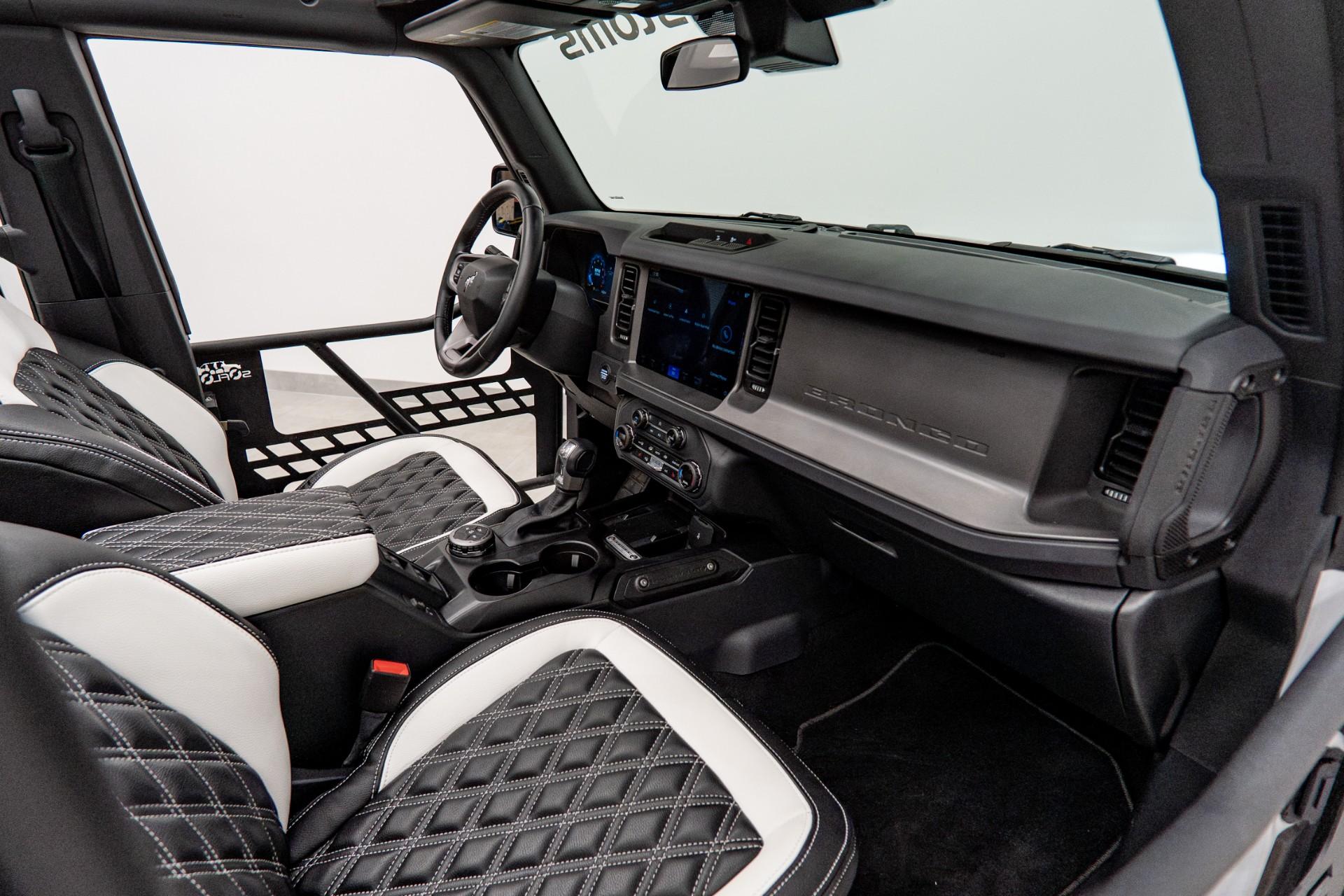 2025 FORD BRONCO in White, photo 30 of 32