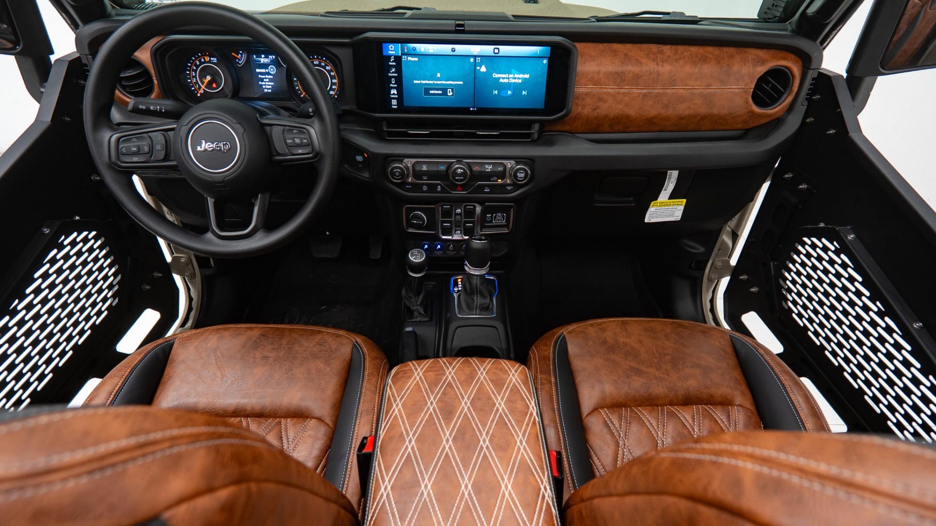 2025 JEEP GLADIATOR in Tan, photo 2 of 60