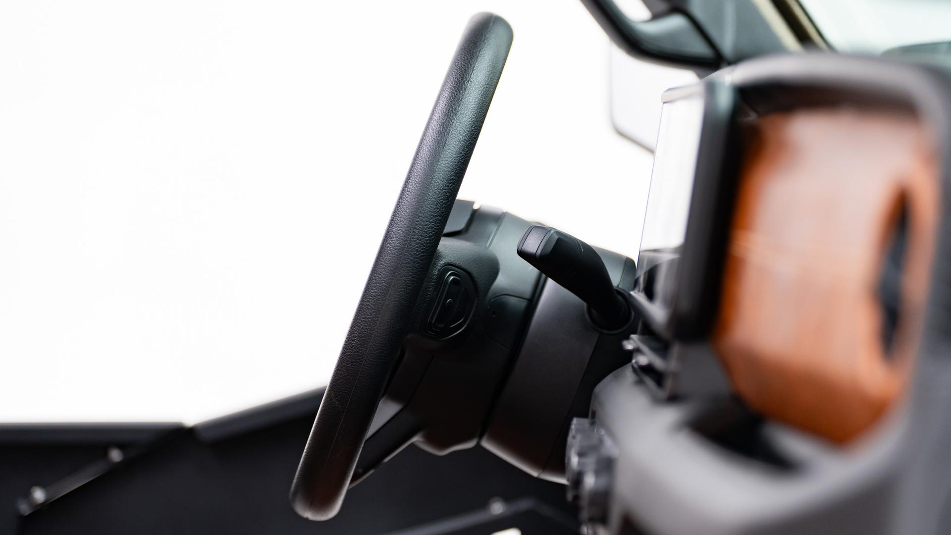 2025 JEEP GLADIATOR in Tan, photo 26 of 60