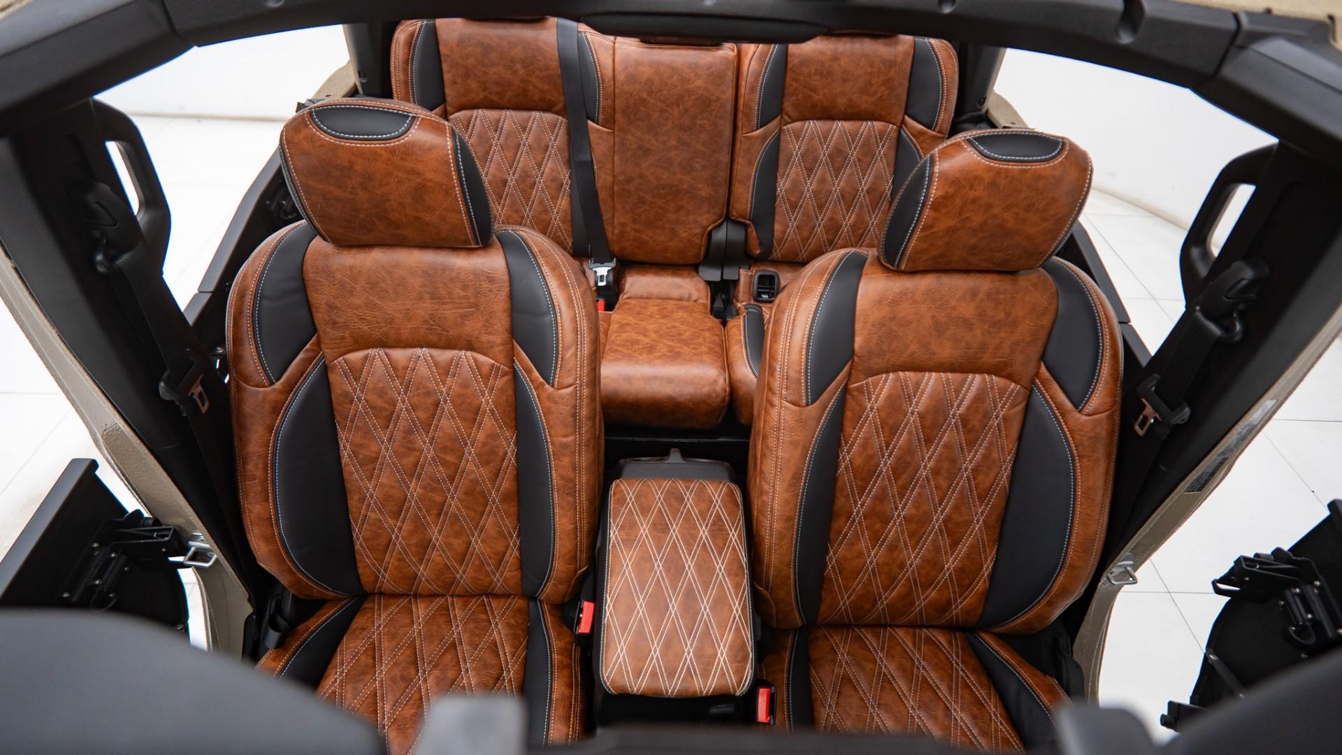 2025 JEEP GLADIATOR in Tan, photo 15 of 60