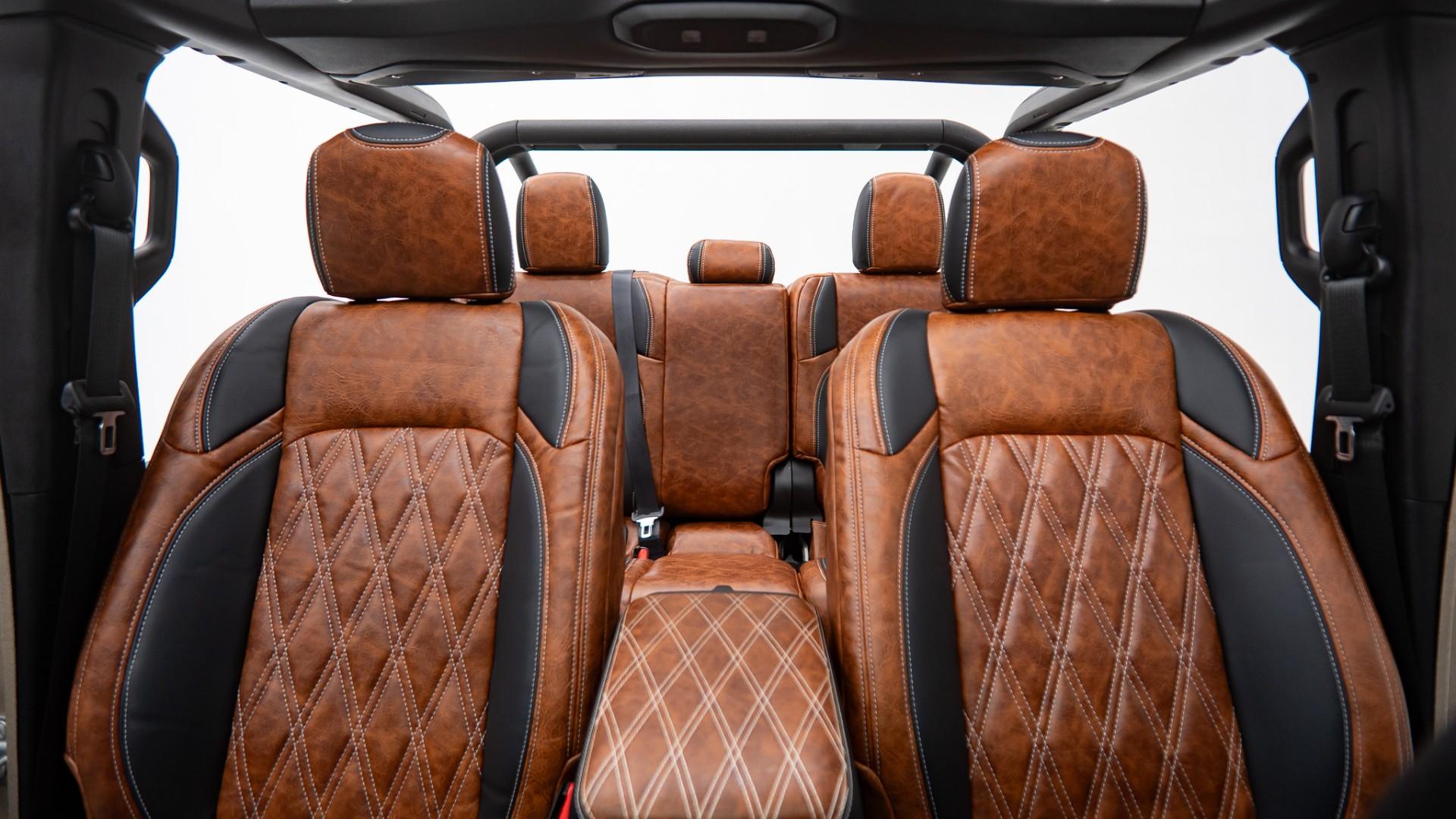 2025 JEEP GLADIATOR in Tan, photo 22 of 60