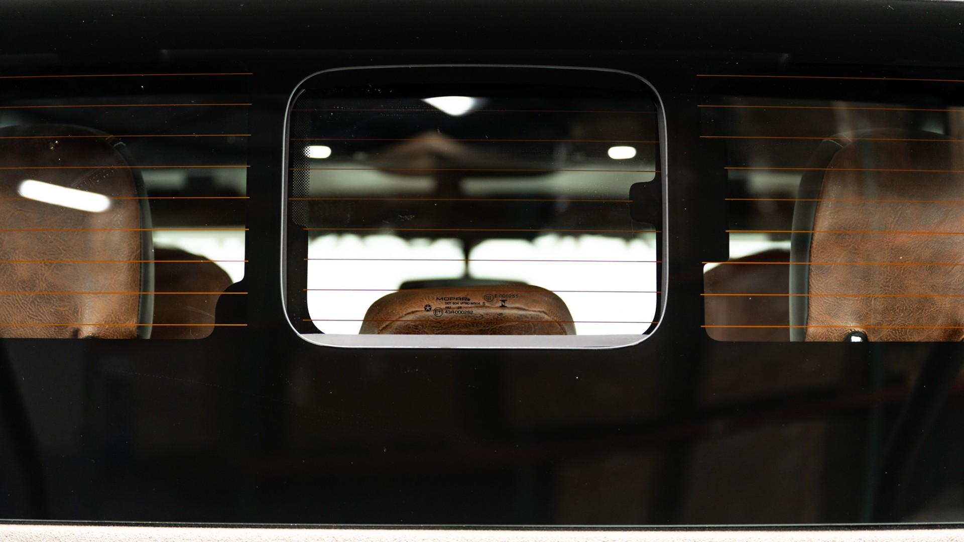 2025 JEEP GLADIATOR in Tan, photo 50 of 60