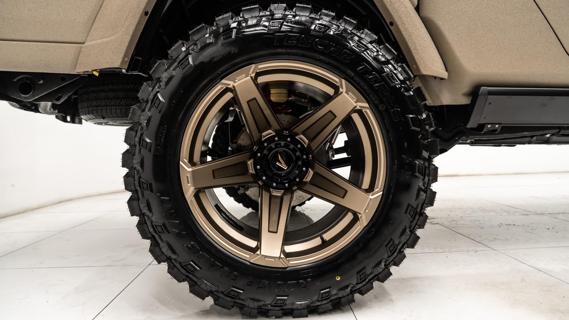 2025 JEEP GLADIATOR in Tan, photo 35 of 60