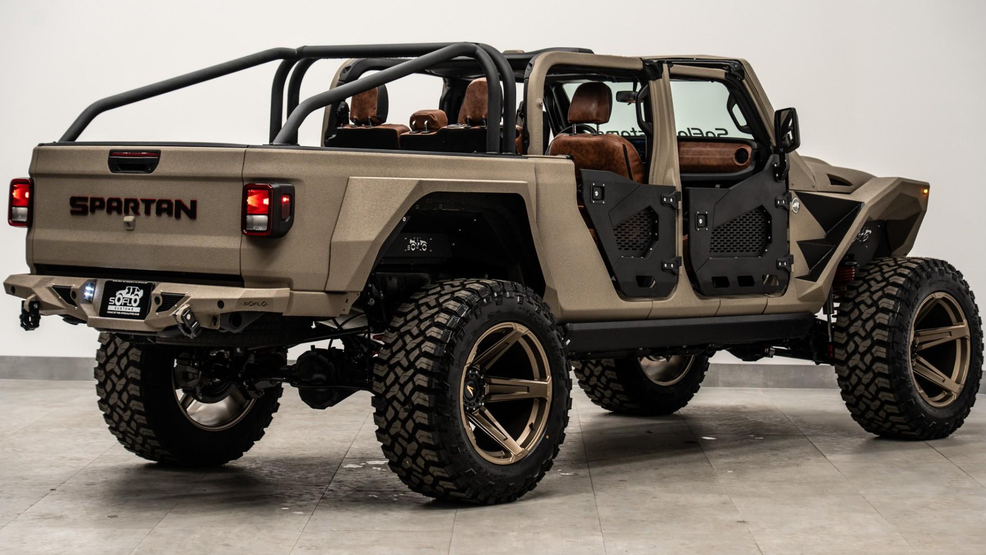 2025 JEEP GLADIATOR in Tan, photo 37 of 59