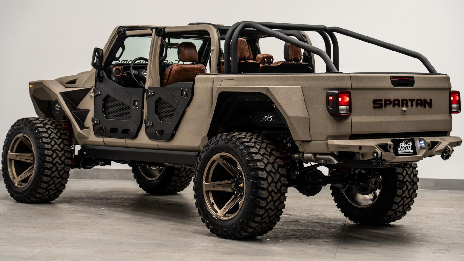 2025 JEEP GLADIATOR in Tan, photo 38 of 59