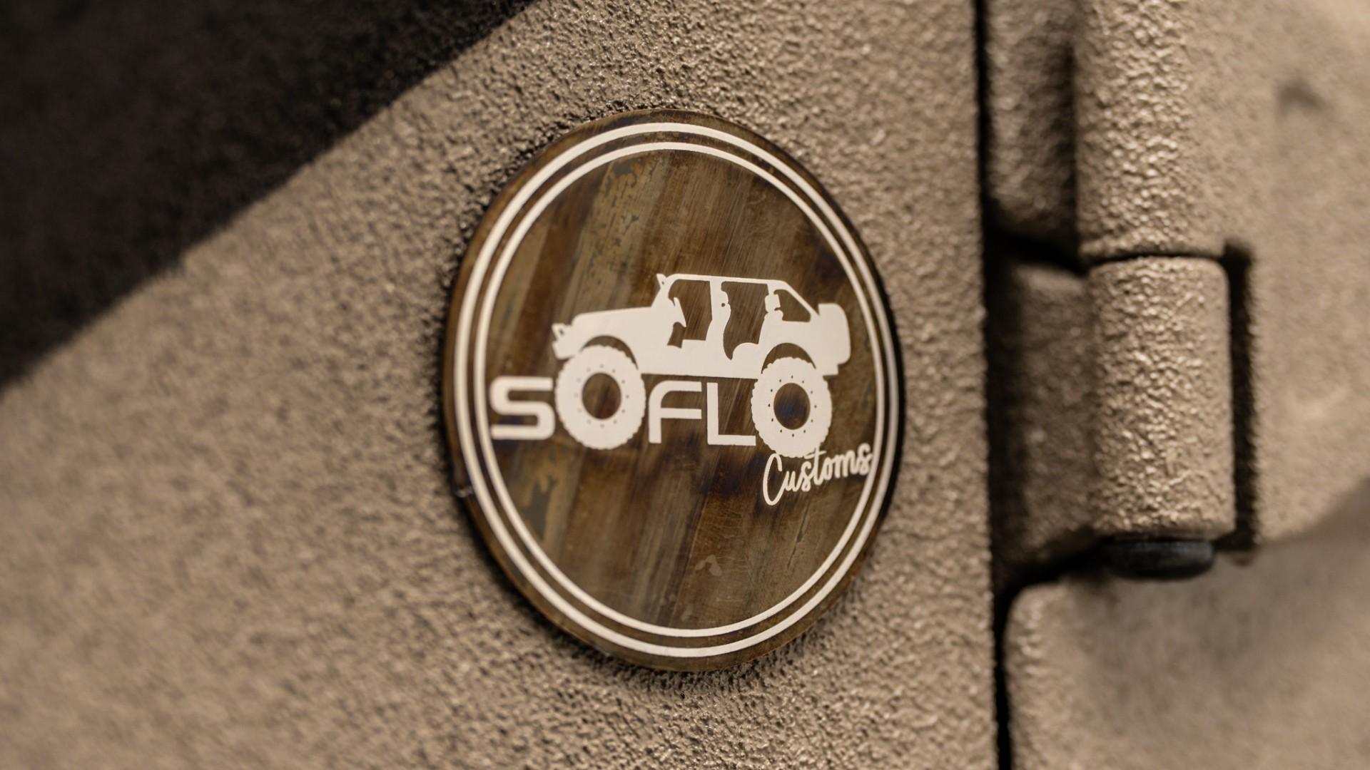 2025 JEEP GLADIATOR in Tan, photo 54 of 59