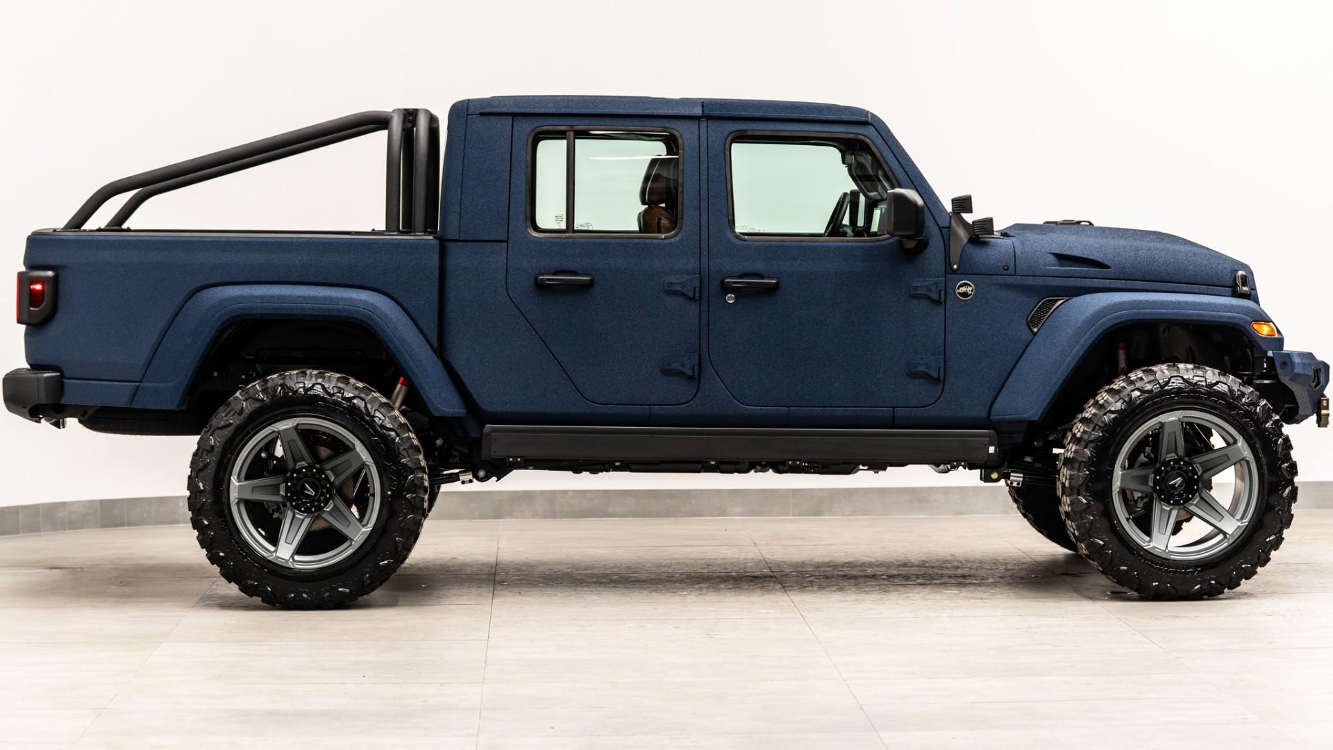 2025 JEEP GLADIATOR in Blue, photo 8 of 52