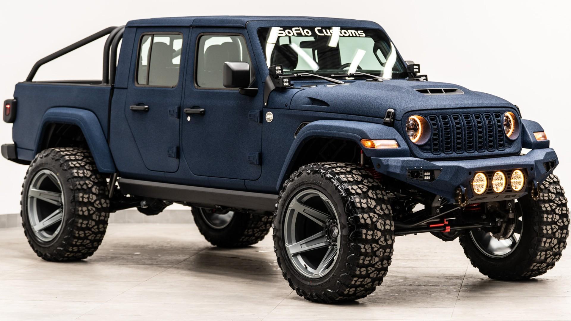 2025 JEEP GLADIATOR in Blue, photo 7 of 52