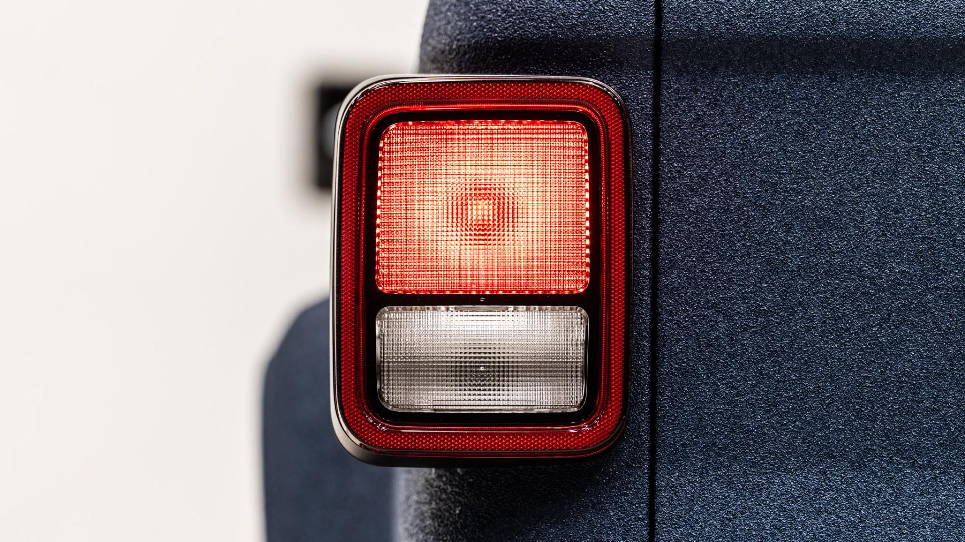 2025 JEEP GLADIATOR in Blue, photo 50 of 52