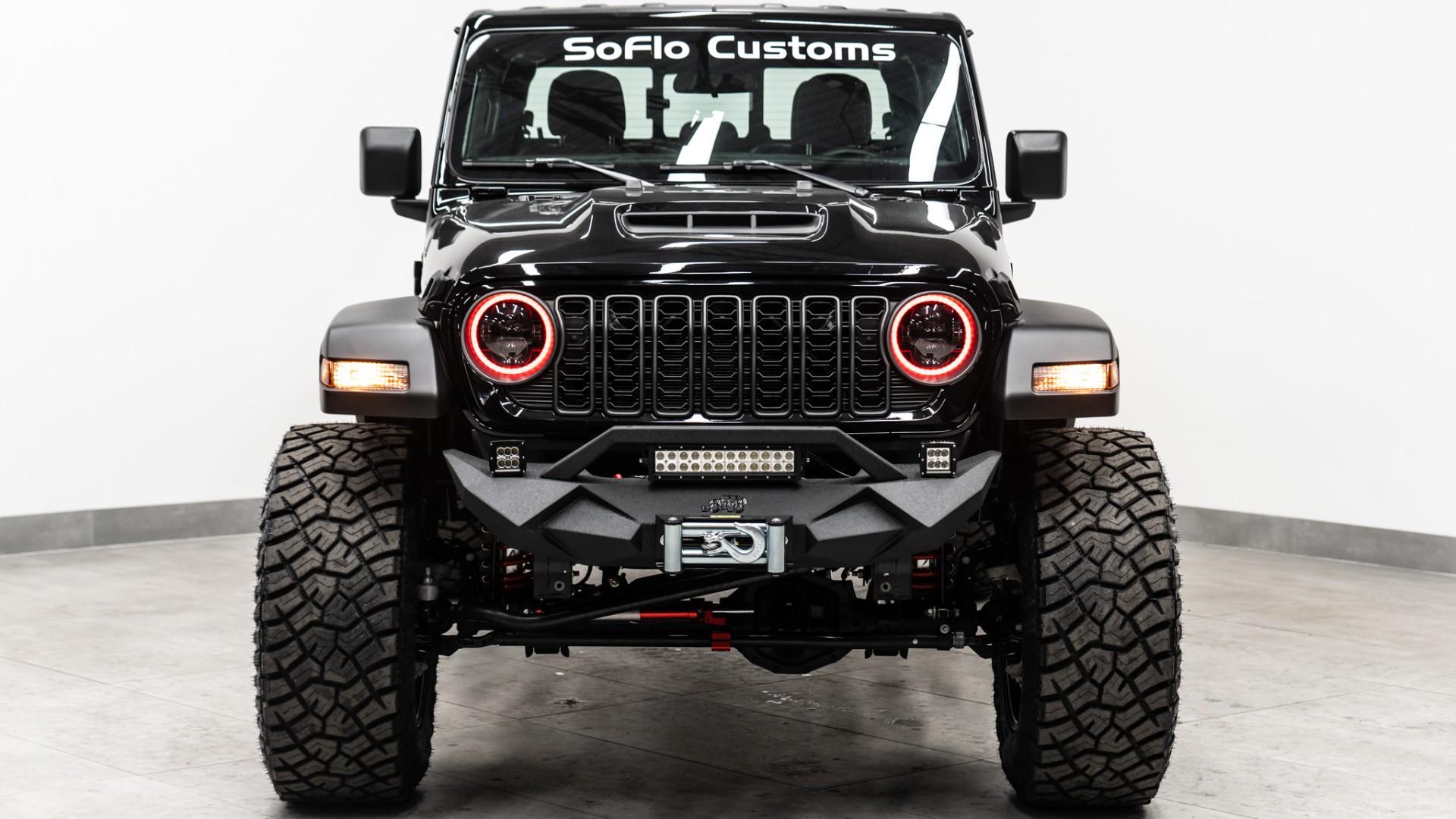 2025 JEEP GLADIATOR in Black, photo 5 of 60
