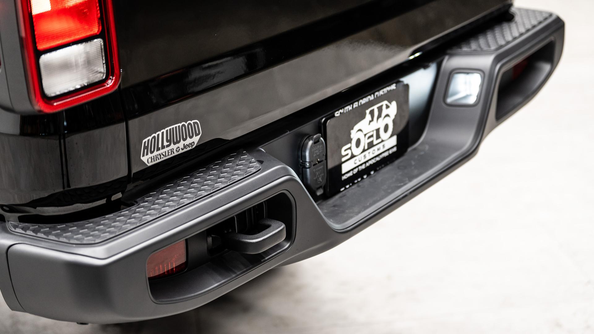 2025 JEEP GLADIATOR in Black, photo 52 of 60