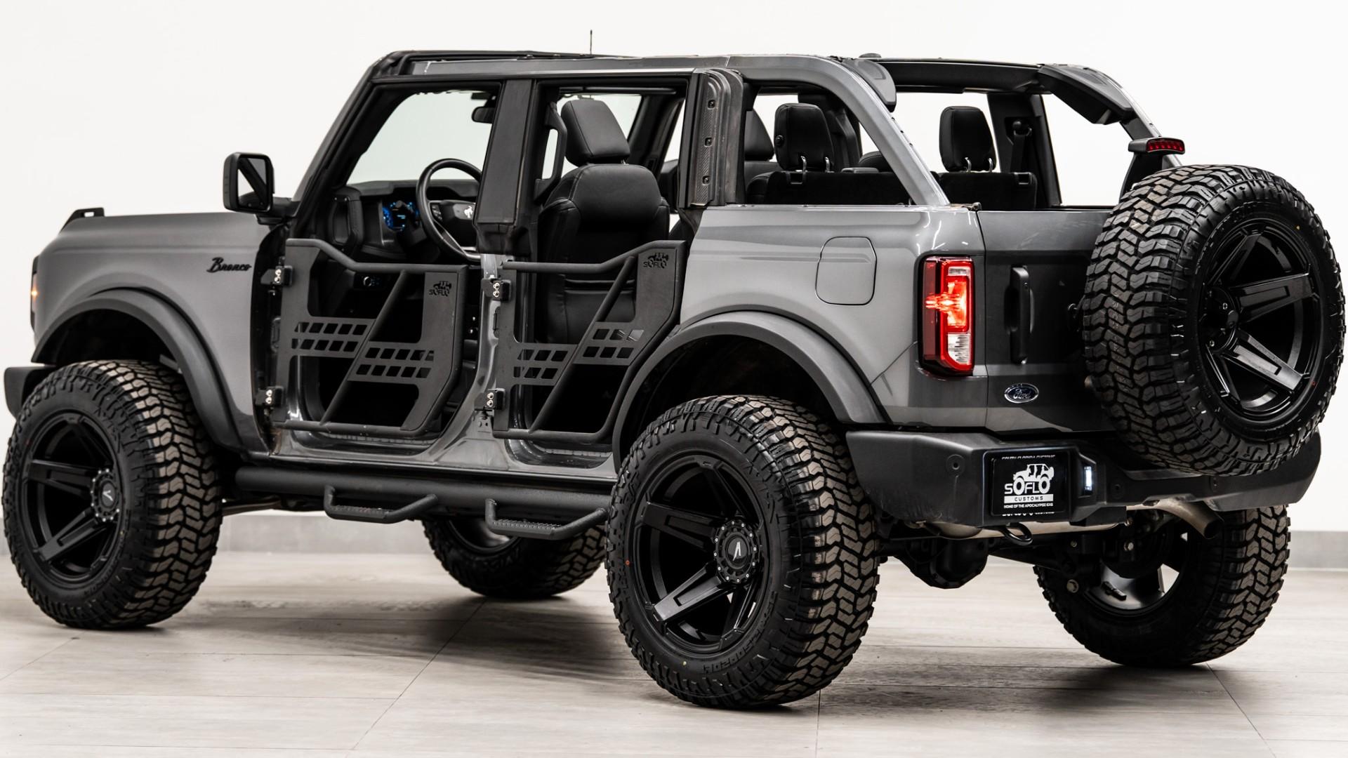 2025 FORD BRONCO in Carbonized Gray Metallic, photo 18 of 57