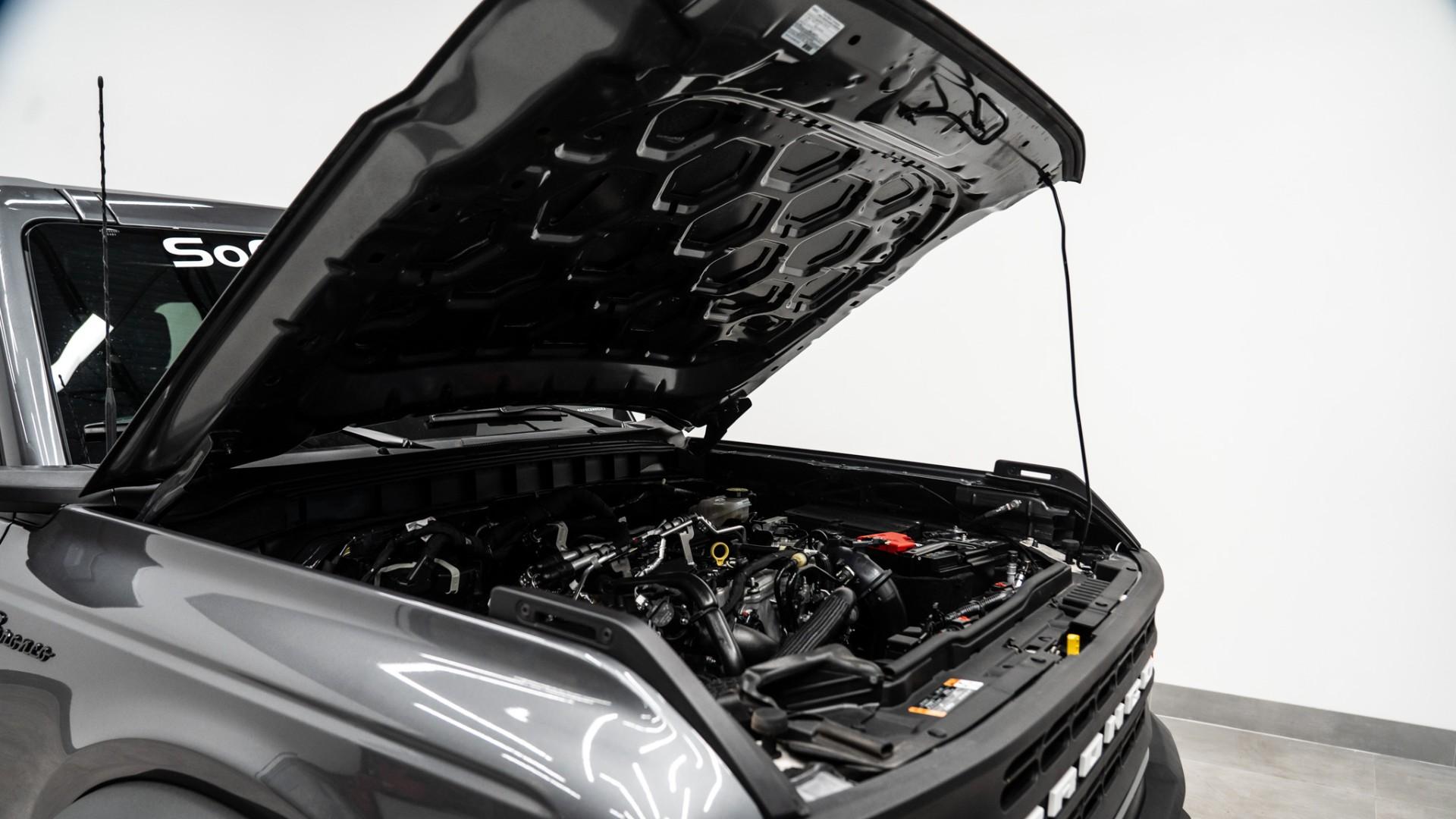 2025 FORD BRONCO in Carbonized Gray Metallic, photo 42 of 57