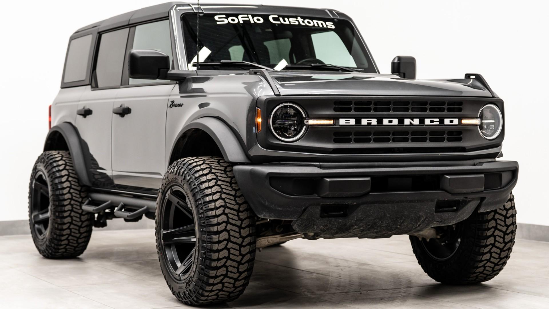 2025 FORD BRONCO in Carbonized Gray Metallic, photo 8 of 57