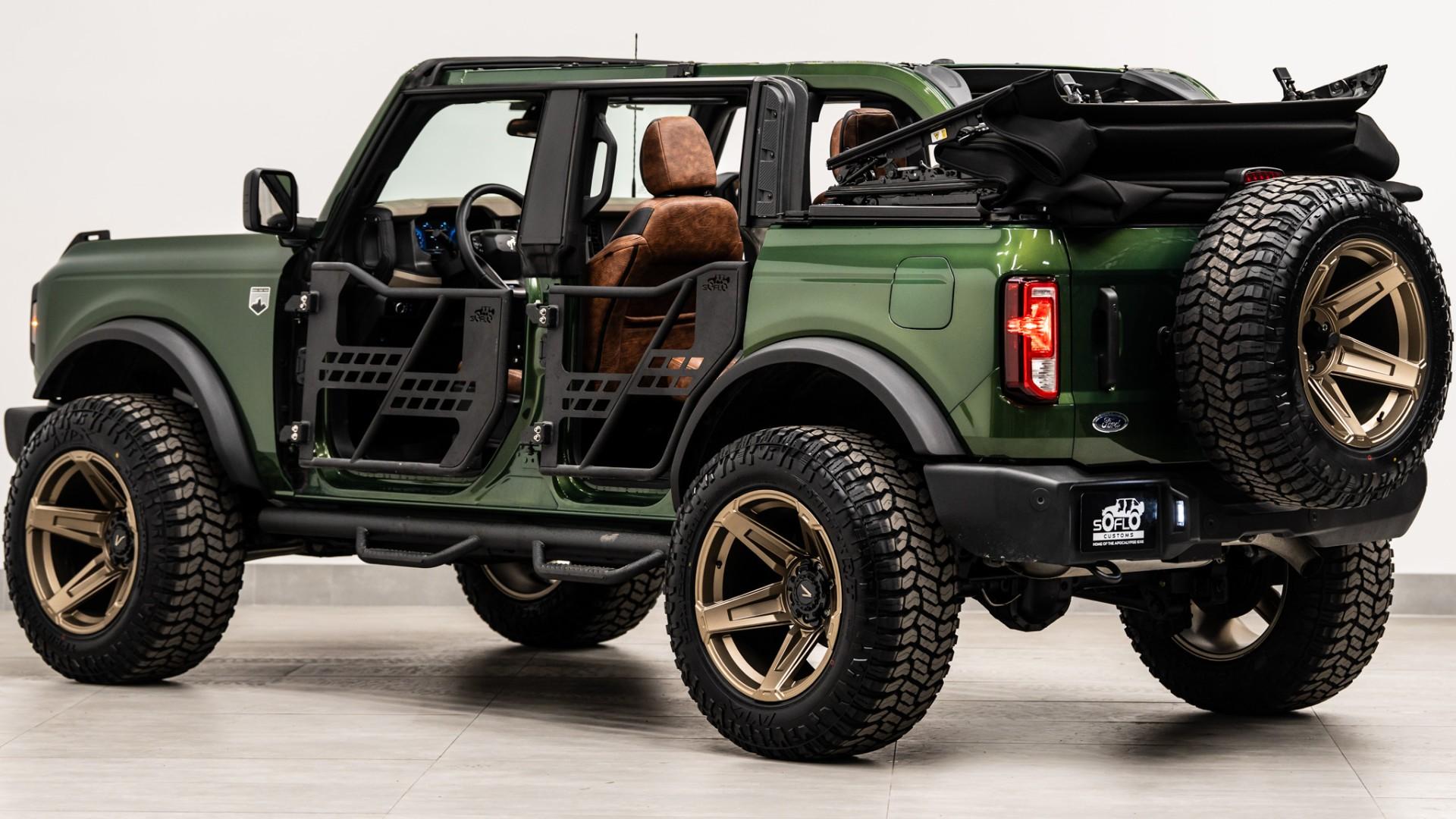 2025 FORD BRONCO in Eruption Green Metallic, photo 16 of 50