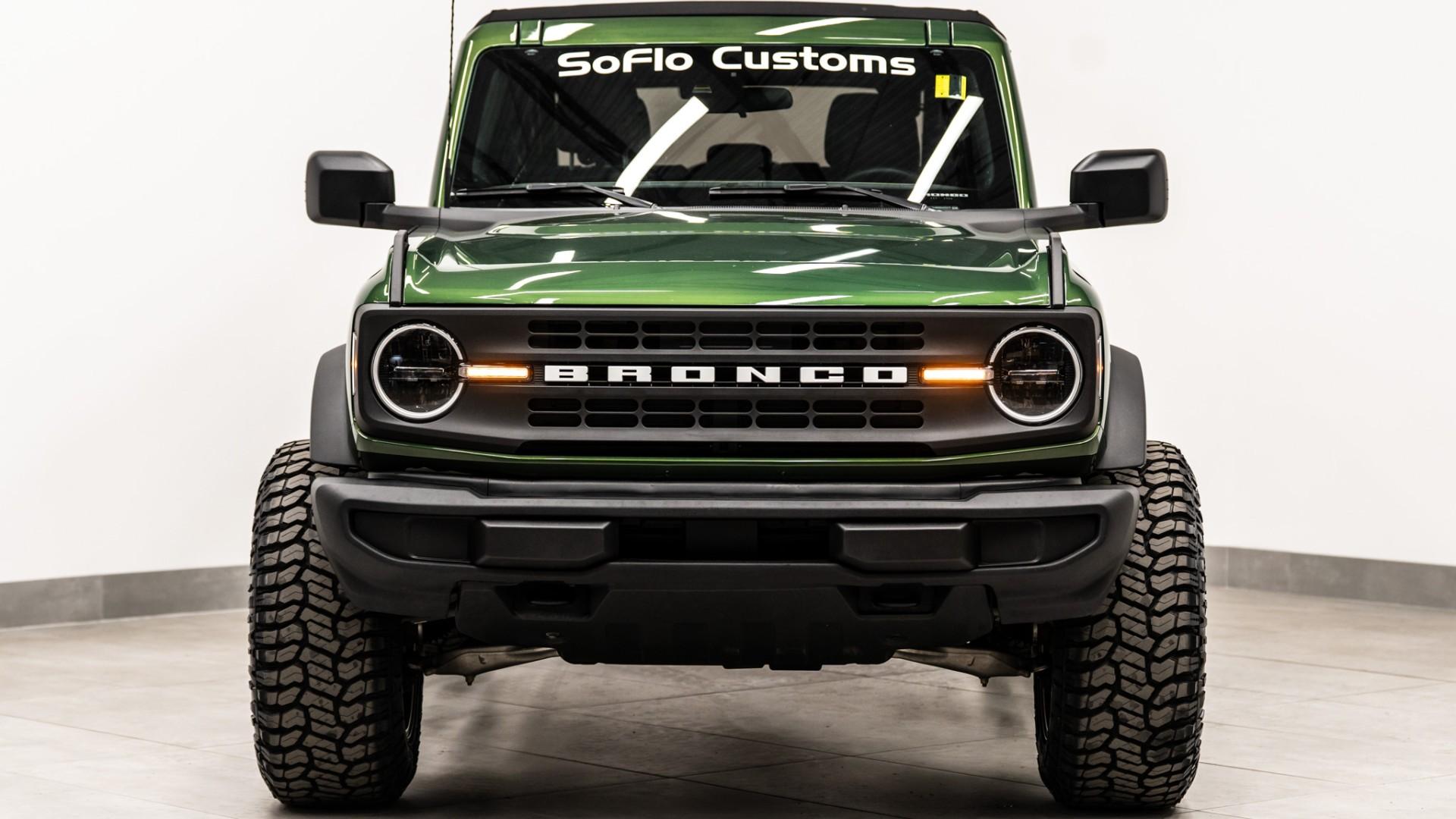2025 FORD BRONCO in Eruption Green Metallic, photo 5 of 50