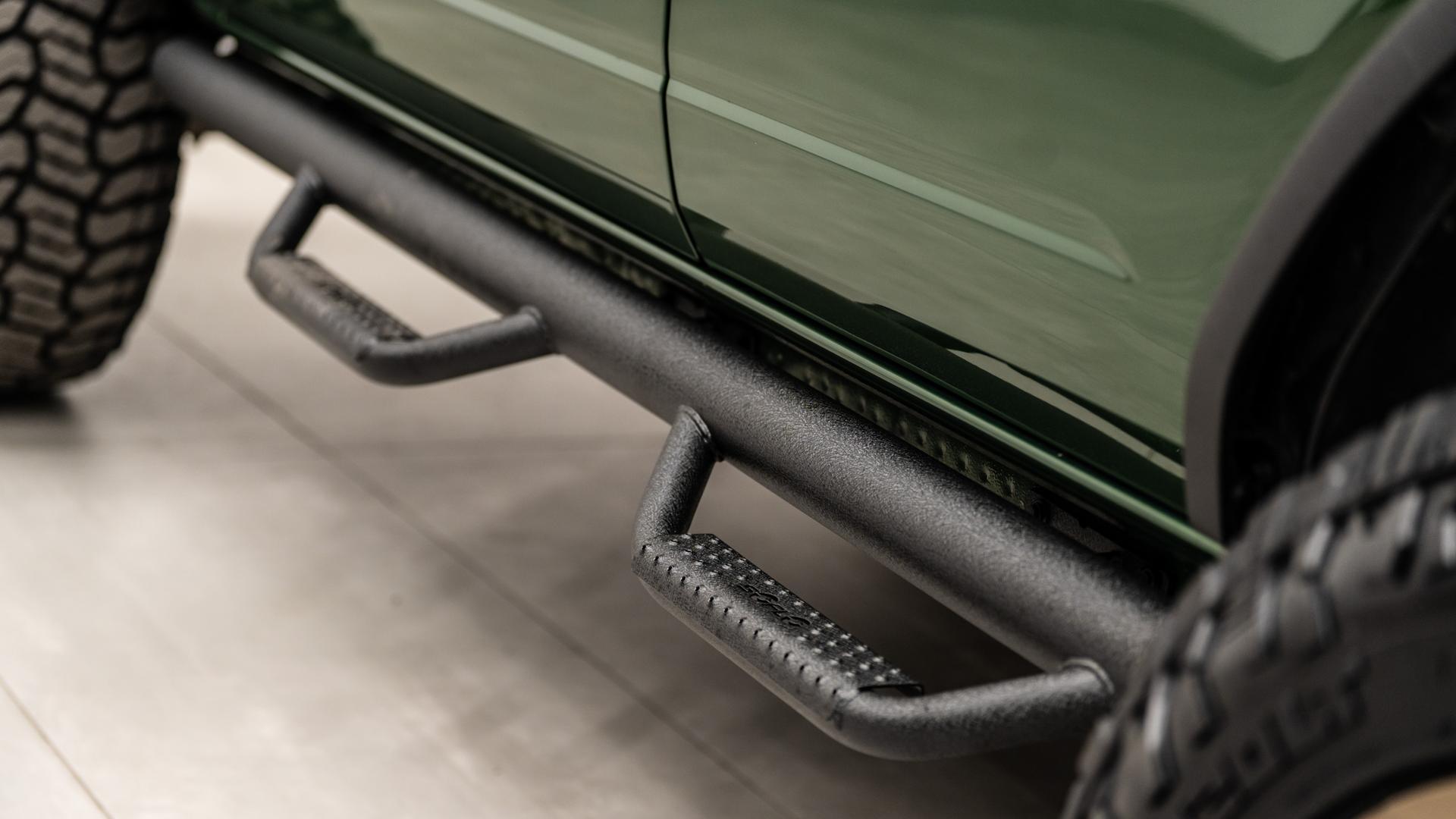 2025 FORD BRONCO in Eruption Green Metallic, photo 46 of 50