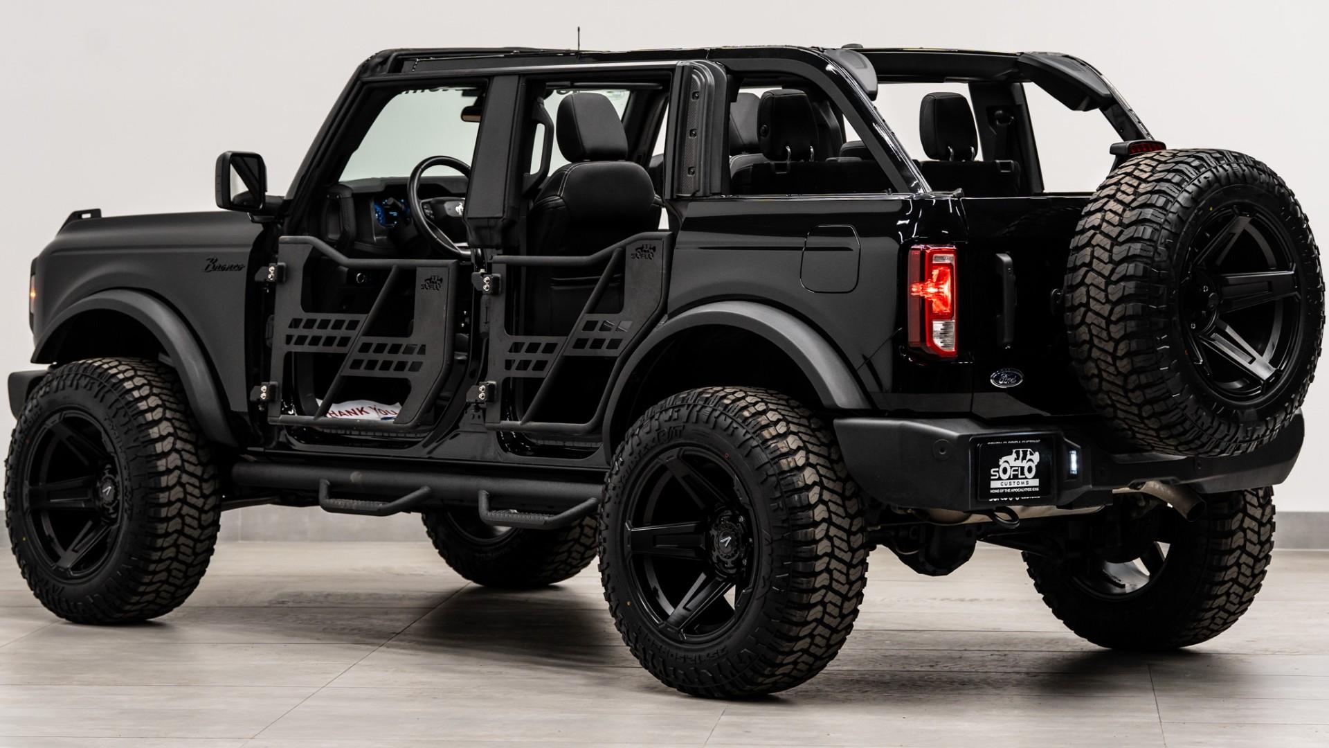 2025 FORD BRONCO in Black, photo 17 of 42